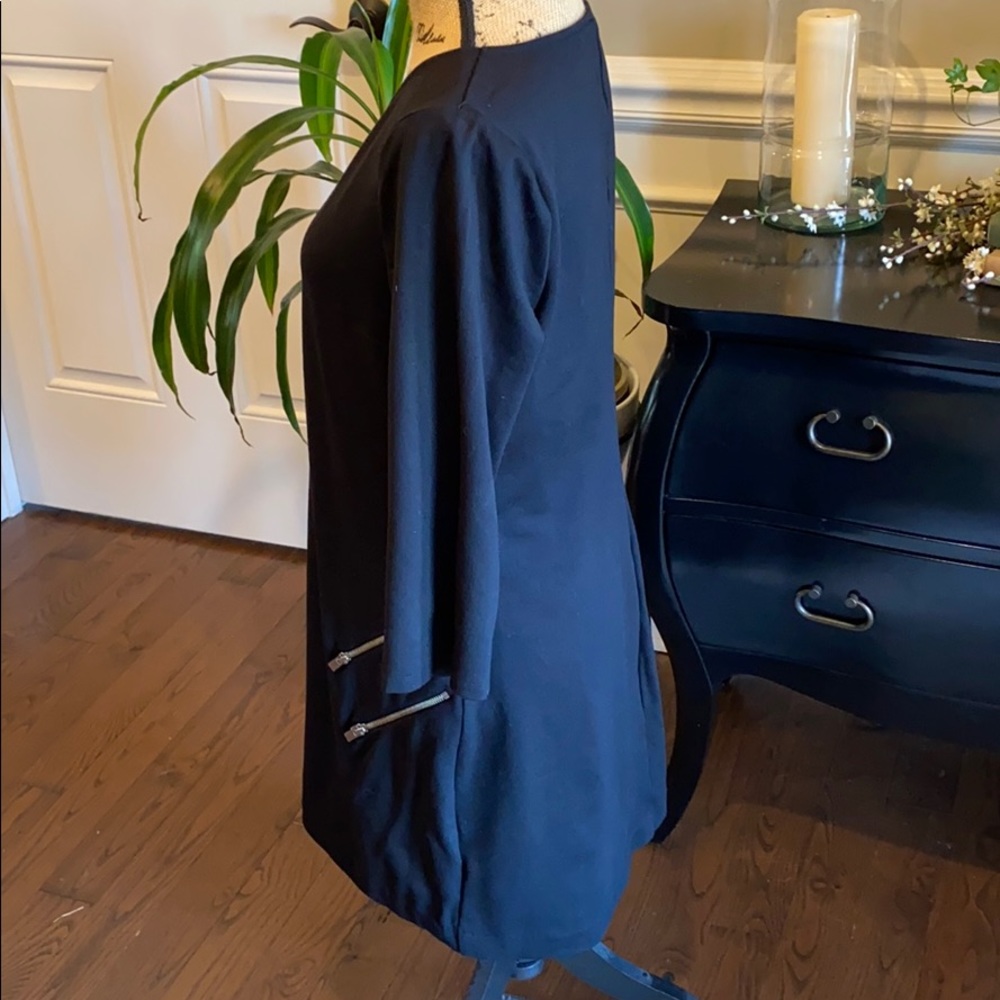 Express Dress - Picture 4 of 8